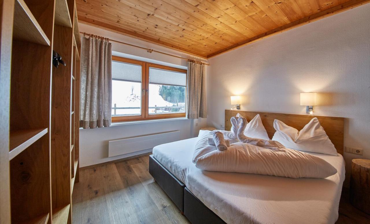 Chalet Lodge Hubertus ザールバッハ・ヒンターグレム エクステリア 写真